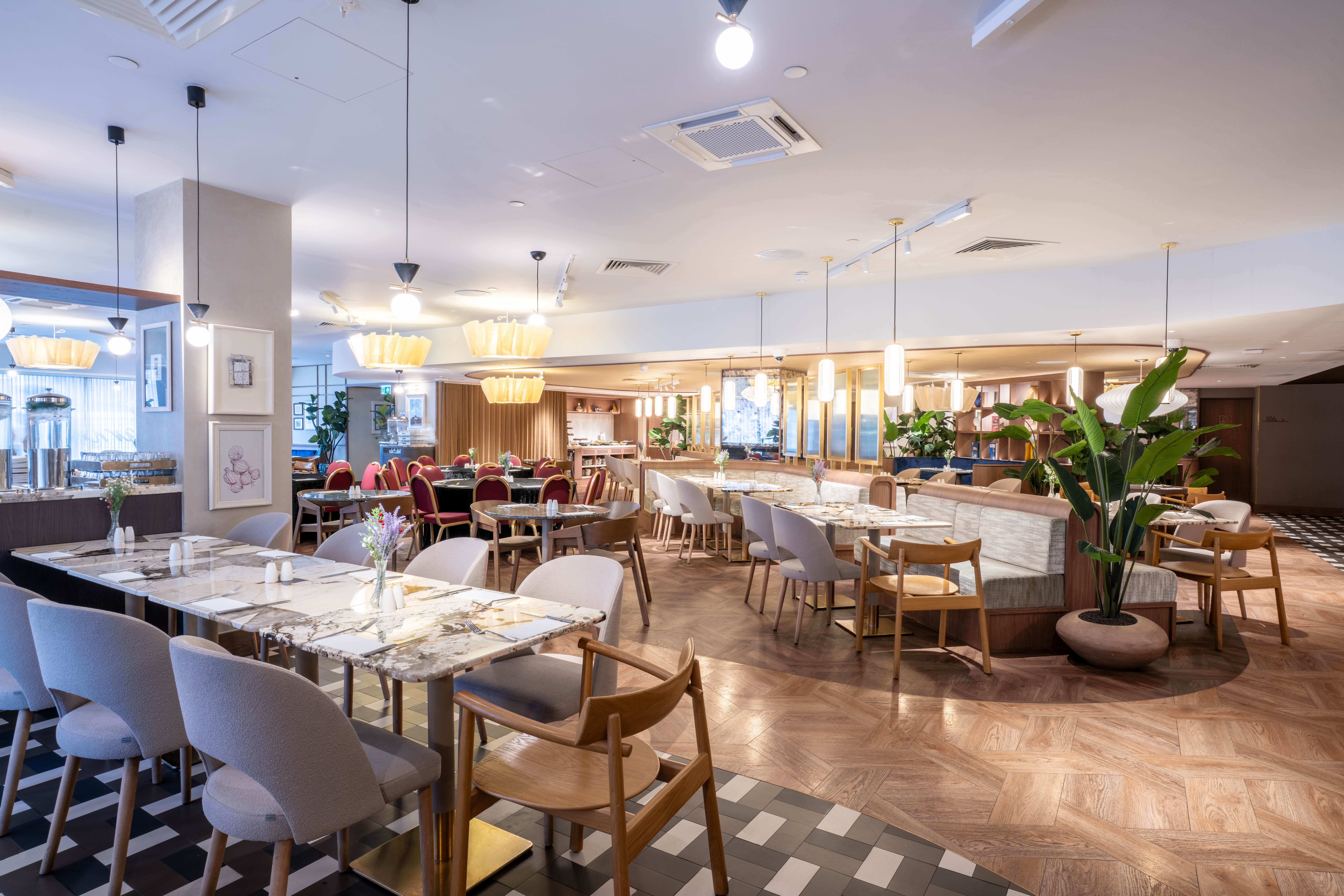 Barnaby's Restaurant dining tables